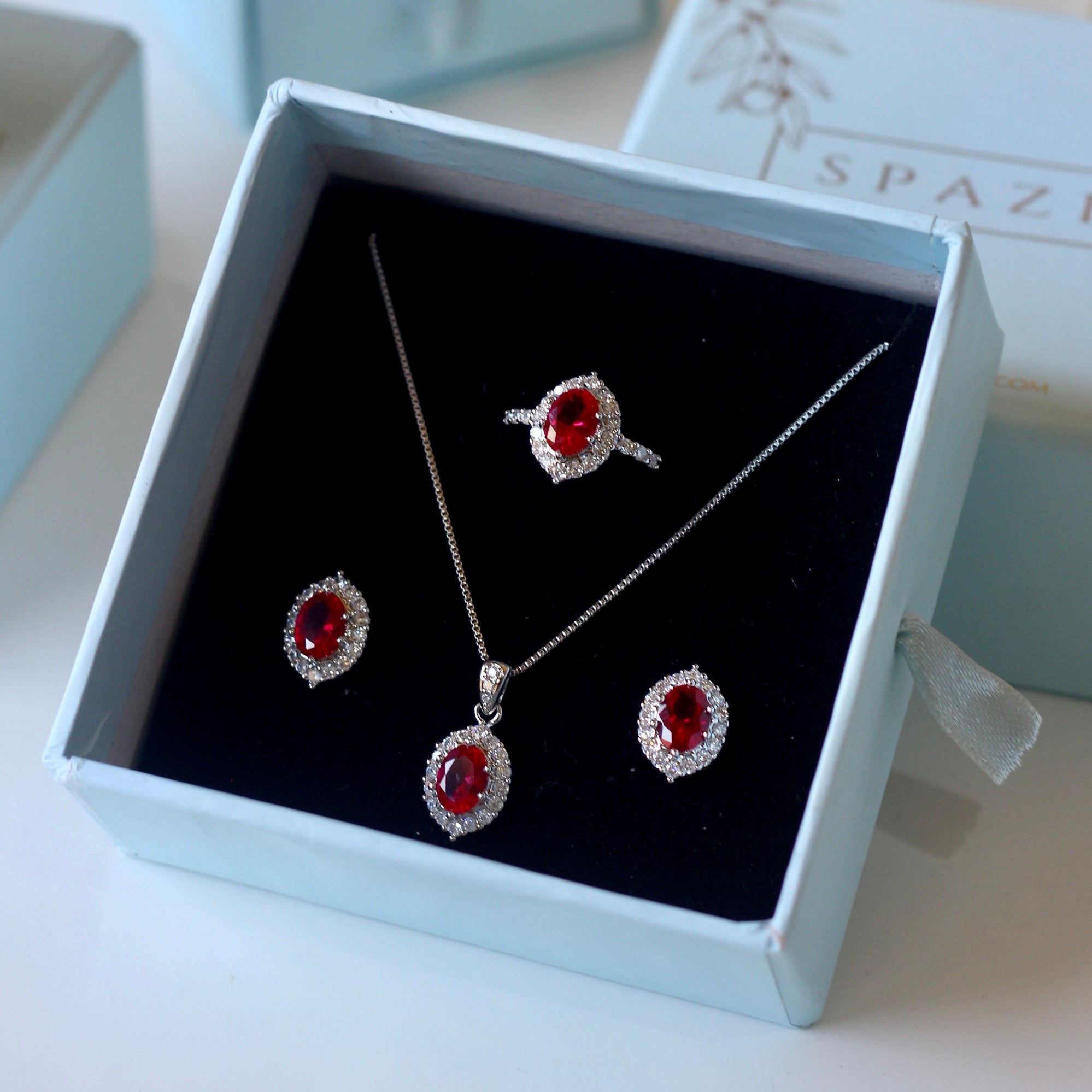 Amour Crystal  Pendant Set