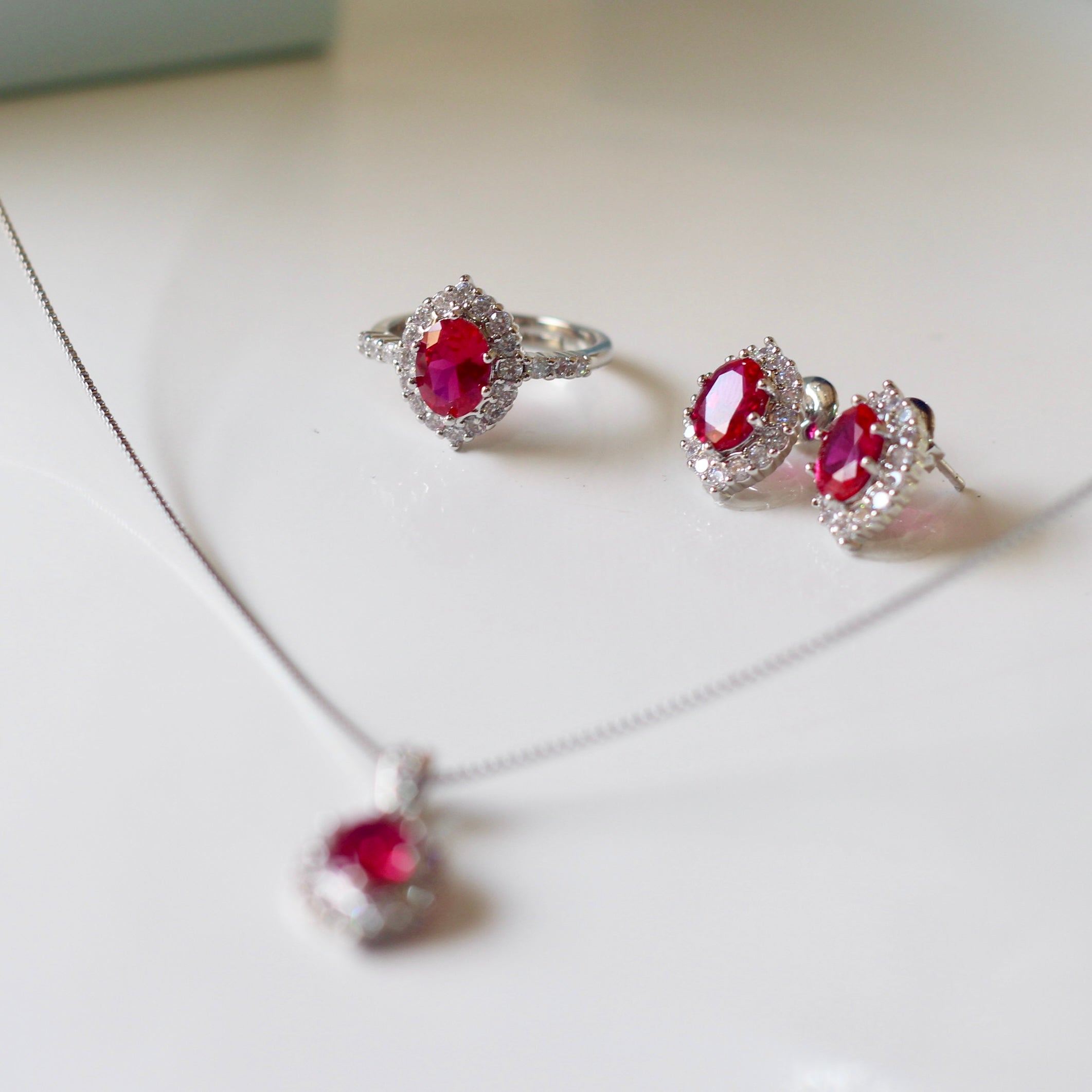 Amour Crystal  Pendant Set